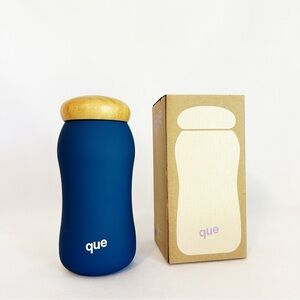 que The Insulated Ceramic Bottle 17 oz Midnight Blue Travel Coffee Water